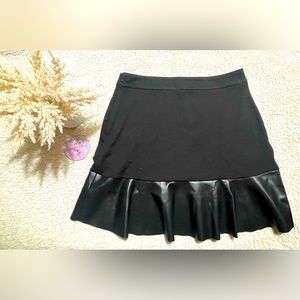 𝐁𝐍𝐖𝐓 𝐌𝐊 𝐬𝐤𝐢𝐫𝐭 ❤︎︎❤︎︎